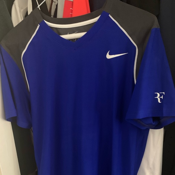 nike tennis shirts federer